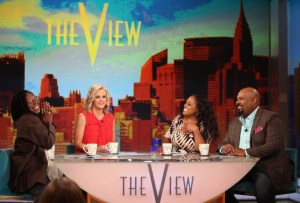 Catch Broadway Genie James Monroe Iglehart on <em>The View</em>