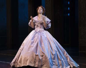 Something Wonderful! <em>The King and I</em>, Starring Kelli O'Hara, Glides Onto Broadway