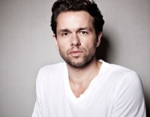 Julian Ovenden Replaces Steven Pasquale in Rodgers and Hammerstein New York Pops Concert