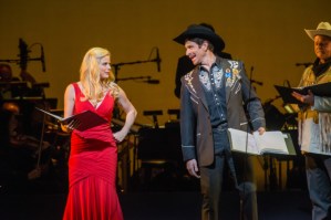 Megan Hilty and Andy Karl Star in <em>Annie Get Your Gun</em>