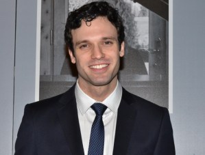 <em>Degrassi</em> and <em>Beautiful</em> Star Jake Epstein to Lead Cast of New Play <em>Straight</em>