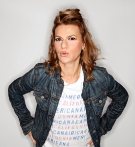 Sandra Bernhard Wants to Help You <em>Feel the Bernhard</em> at Joe's Pub