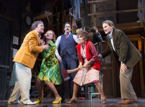 <em>Noises Off</em>