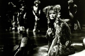 <em>Cats</em> to Receive Broadway Revival This Summer