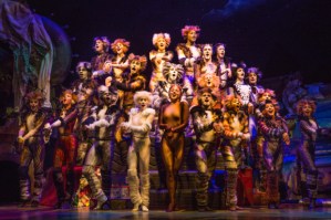 Andrew Lloyd Webber's <em>Cats</em> Returns to Broadway as First Ever Revival Opens