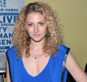 Lauren Molina to Star in <em>Wonderful Town</em>