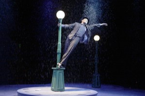 <em>Singin' in the Rain</em> Comes to North Shore Music Theatre