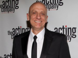 Broadway Cares Executive Director Tom Viola to Be Honored by Humane Society