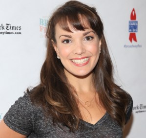 Kara Lindsay Returns to Her Broadway Bubble in <em>Wicked</em>