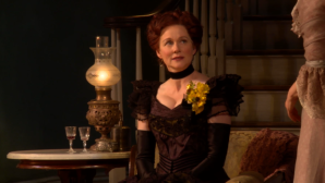 One Scene, Two Ways: Laura Linney and Cynthia Nixon Play Regina in <em>The Little Foxes</em>