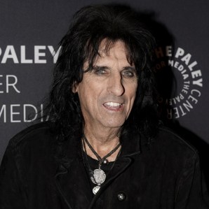 Shock Rocker Alice Cooper Takes On a King in <em>Jesus Christ Superstar</em>