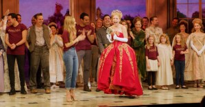 Christy Altomare Coronates a New Anastasia After a Broadway Performance