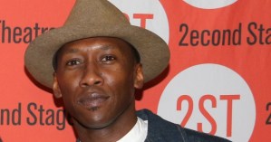 Mahershala Ali, One of Several Theater-Vet Nominees, Takes Home an Oscar