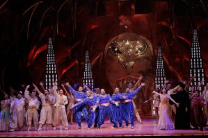 See 5 Genies Celebrate 5 Years of <em>Aladdin</em> on Broadway