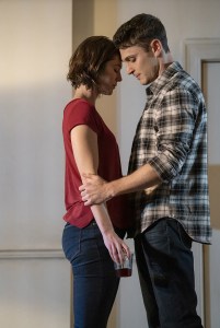 Mary Elizabeth Winstead and Colin Woodell Star in Christopher Shinn's <em>Dying City</em>