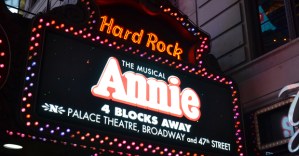 <em>Annie</em> to Air Live on NBC This Holiday Season