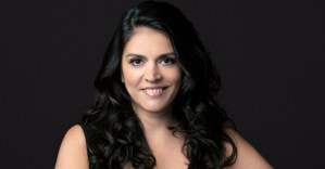 Cecily Strong to Perform <em>The Search for Signs of Intelligent Life in the Universe</em>