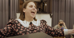 Watch: In Rehearsal With Beanie Feldstein and the Cast of <em>Funny Girl</em>