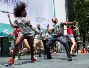 <em>Wicked</em>, <em>If/Then</em>, <em>Rocky</em>, and <em>Stomp</em> Perform at First Broadway in Bryant Park of 2014