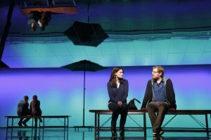 Idina Menzel Encores With Songs From <em>Frozen</em> and <em>Rent</em> at the Richard Rodgers Theatre