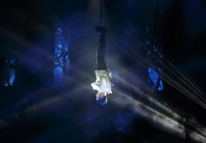 See Magical Cast of <em>The Illusionists</em> on Broadway