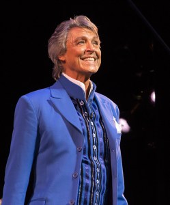 Tommy Tune, Patti Murin, Colin Donnell, and Douglas Sills Toast Encores! <em>Lady, Be Good!</em>