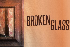 broken glass logo 45620