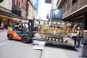 Inside Phantom of the Opera Load-Out: The Chandelier Leaves the Majestic