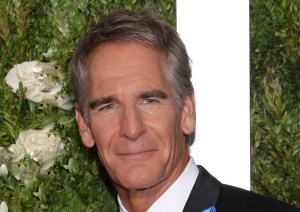 Scott Bakula, Ben Levi Ross to Lead New Jason Robert Brown Musical <i>The Connector</i>