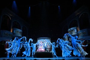 New Musical <i>The Ghost & the Lady</i> Now Running in Tokyo