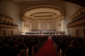 New England Symphonic Ensemble Plays Fauré, Schubert, Vivaldi, and Rutter